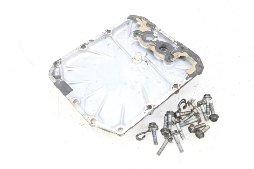 photo de ENGINE OIL COVER SUZUKI GSX E 250 (1982 - 1983)