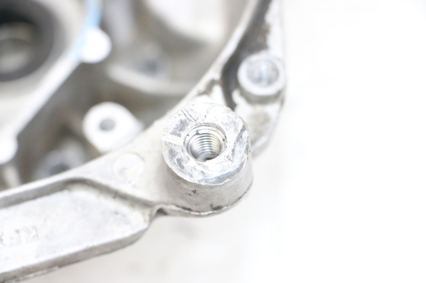 photo de RIGHT ENGINE CRANKCASE MBK BOOSTER SPIRIT NAKED 50 (2004 - 2017) - Surface and material condition