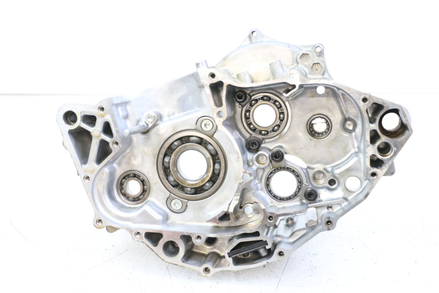 photo de RIGHT ENGINE CRANKCASE HONDA CRF R 250 (2020 - 2021)