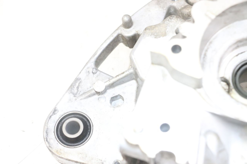 photo de RIGHT ENGINE CRANKCASE PEUGEOT KISBEE 2T 50 (2018 - 2022)