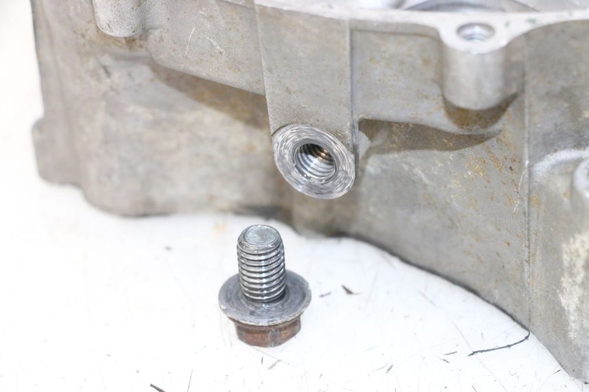 photo de RIGHT ENGINE CRANKCASE KAWASAKI KX 65 (2000 - 2019)