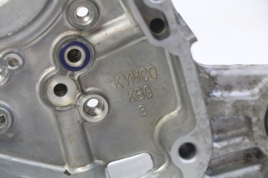 photo de RIGHT ENGINE COVER KYMCO AGILITY 16+ 4T 50 (2018 - 2023)
