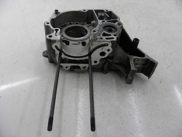 photo de RIGHT ENGINE CRANKCASE PEUGEOT SATELIS 125 (2010 - 2012)