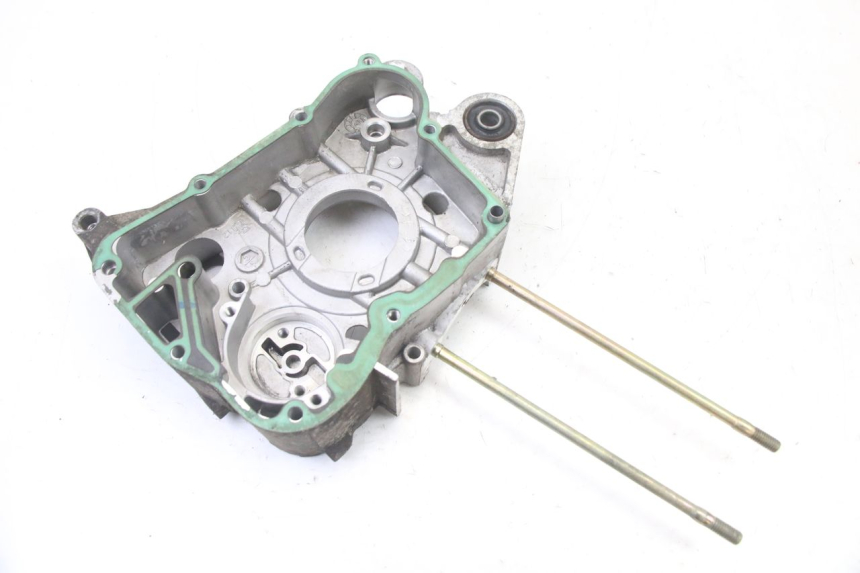photo de RIGHT ENGINE CRANKCASE PEUGEOT VIVACITY 125 (2010 - 2017)