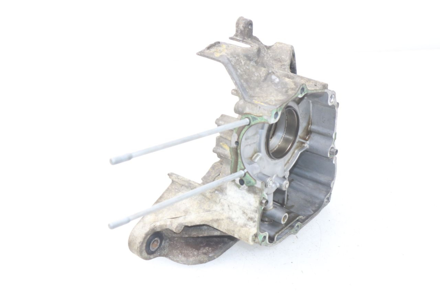 photo de RIGHT ENGINE CRANKCASE HONDA SCV LEAD 100 (2003 - 2007)
