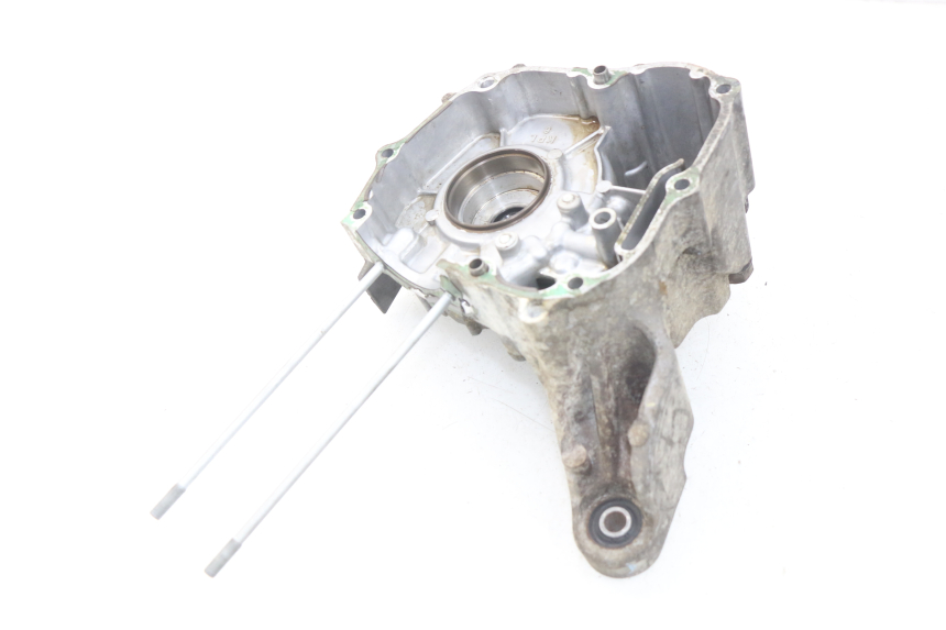 photo de RIGHT ENGINE CRANKCASE HONDA SCV LEAD 100 (2003 - 2007)