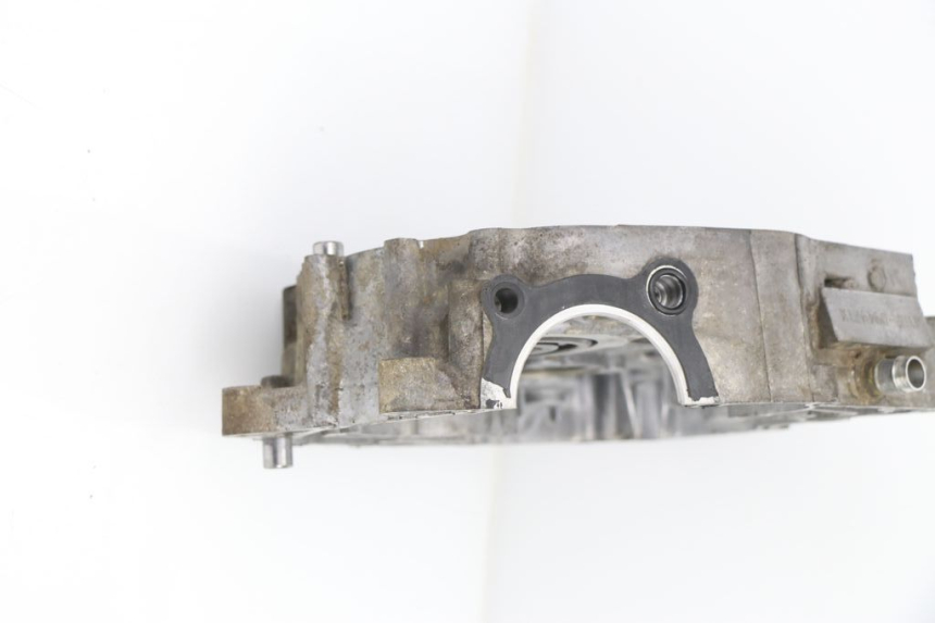 photo de RIGHT ENGINE CRANKCASE YAMAHA SR 125 (1982 - 2003)