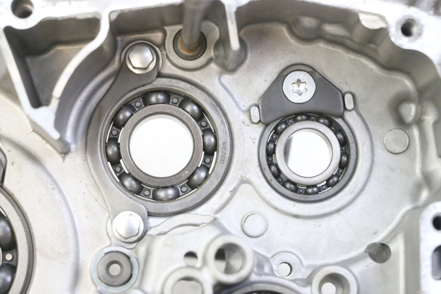 photo de RIGHT ENGINE CRANKCASE YAMAHA YZ-F YZF 250 (2007 - 2013)
