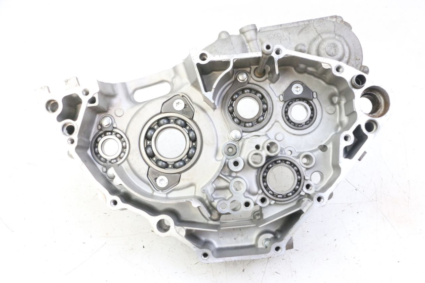 photo de RIGHT ENGINE CRANKCASE YAMAHA YZ-F YZF 250 (2007 - 2013)