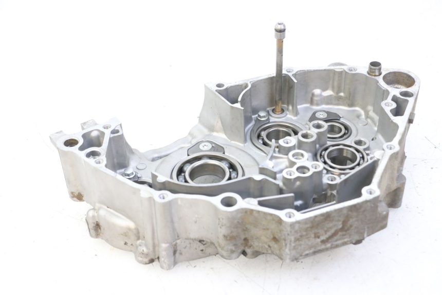 photo de RIGHT ENGINE CRANKCASE YAMAHA YZ-F YZF 250 (2007 - 2013)