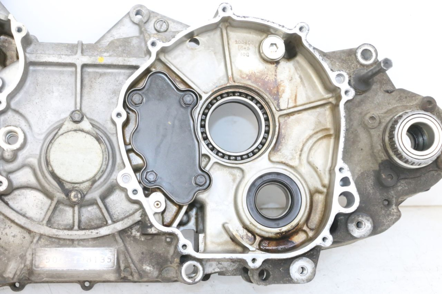 photo de LEFT ENGINE CRANKCASE SUZUKI BURGMAN 650 (2013 - 2020)