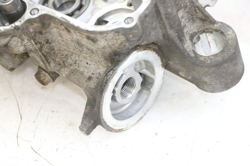 photo de LEFT ENGINE CRANKCASE SUZUKI BURGMAN 650 (2013 - 2020)