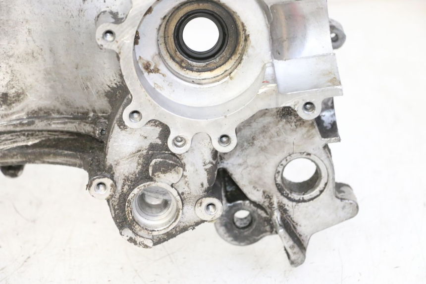 photo de LEFT ENGINE CRANKCASE PEUGEOT CITYSTAR 50 (2013 - 2017)