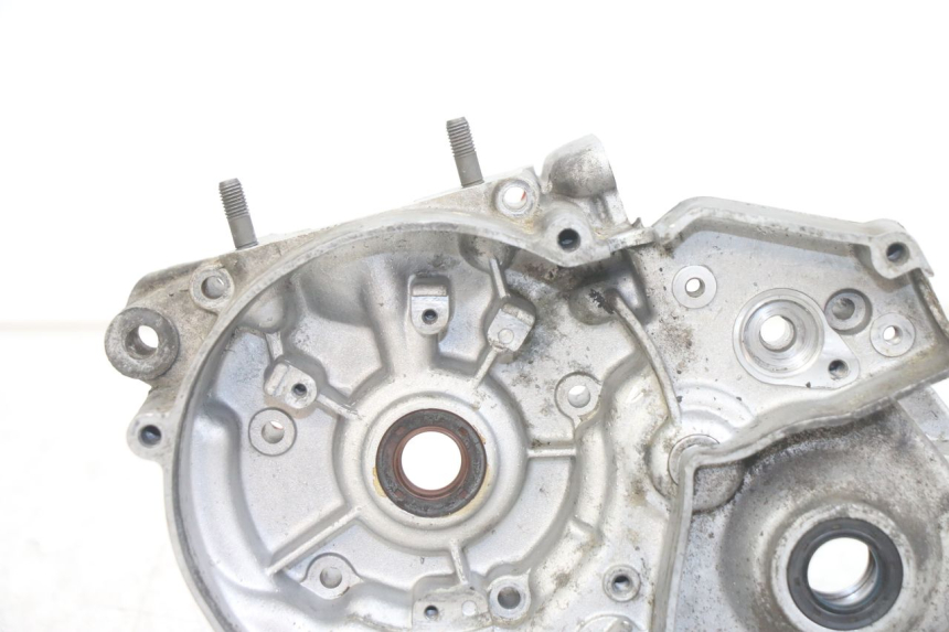 photo de LEFT ENGINE CASE GILERA RK 50 (1996 - 1999)