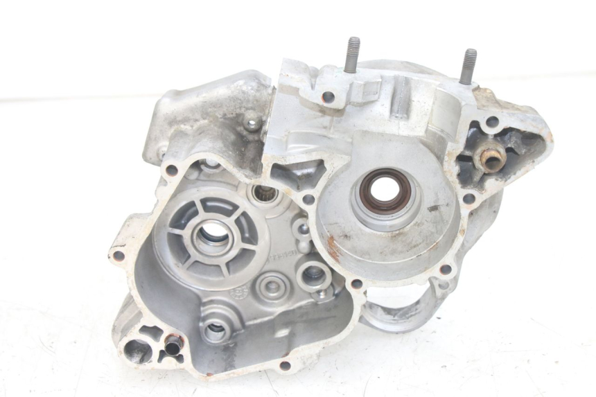 photo de LEFT ENGINE CASE GILERA RK 50 (1996 - 1999)