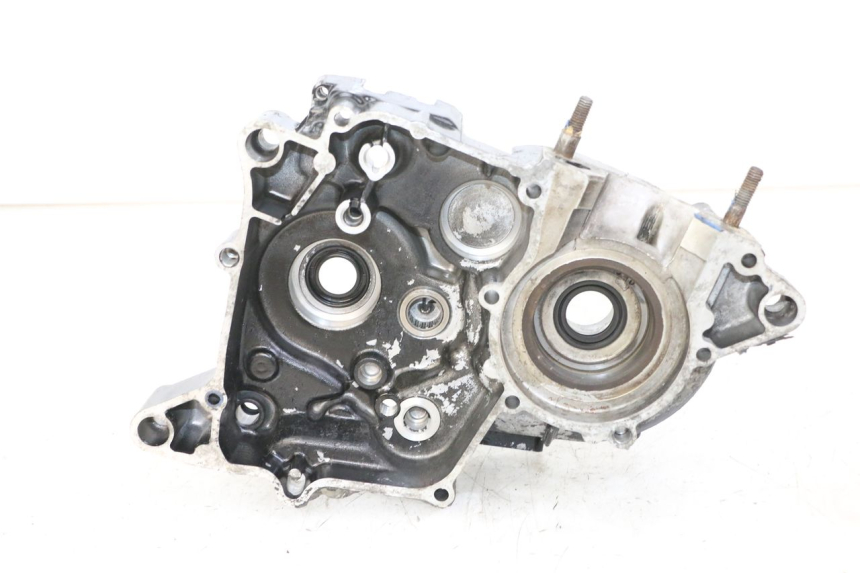photo de LEFT ENGINE CRANKCASE HONDA MTX TC02 125 (1987 - 1989)