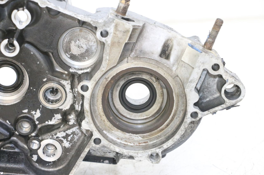 photo de LEFT ENGINE CRANKCASE HONDA MTX TC02 125 (1987 - 1989)
