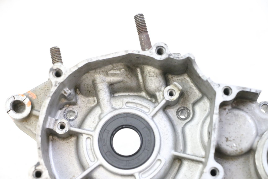 photo de LEFT ENGINE CRANKCASE KAWASAKI KX 65 (2000 - 2019) - Distinctive features