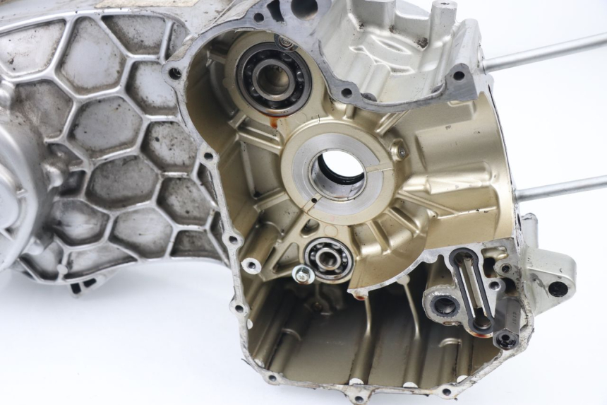 photo de LEFT ENGINE CRANKCASE SYM MAXSYM I 400 (2011 - 2016)