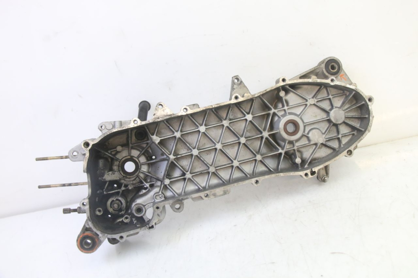 photo de LEFT ENGINE CRANKCASE PIAGGIO NEW TYPHOON 50 (2010 - 2017)