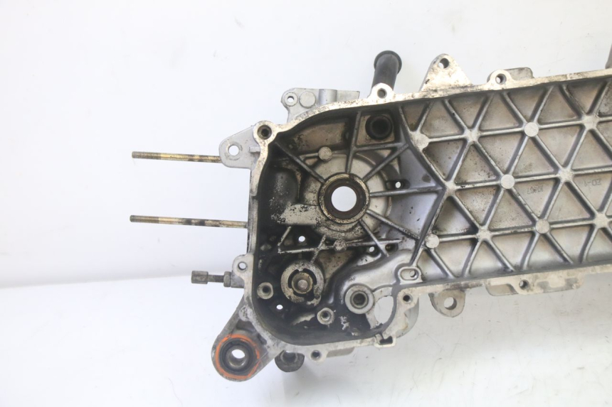 photo de LEFT ENGINE CRANKCASE PIAGGIO NEW TYPHOON 50 (2010 - 2017)
