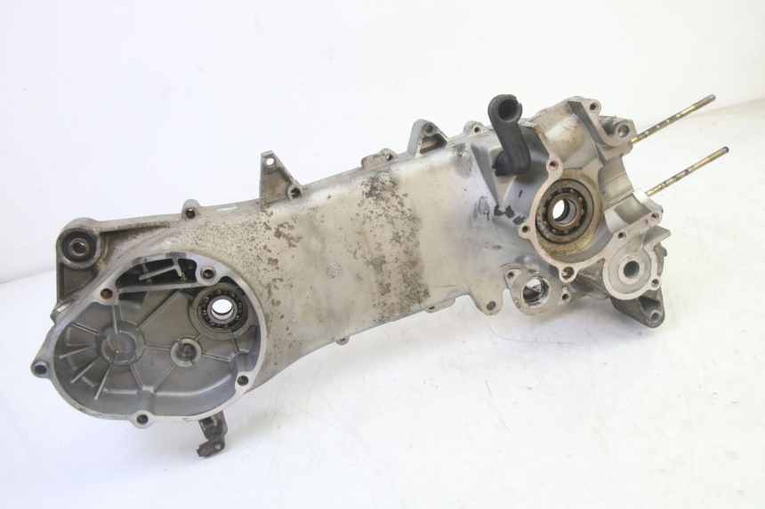 photo de LEFT ENGINE CRANKCASE PIAGGIO NEW TYPHOON 50 (2010 - 2017)