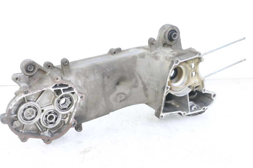 photo de LEFT ENGINE CRANKCASE MBK OVETTO 4T 50 (2008 - 2016)