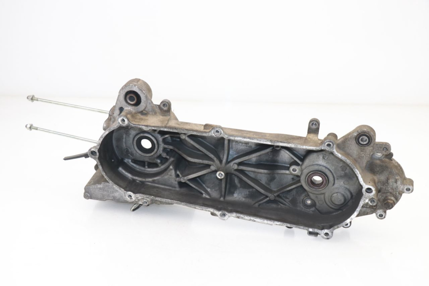 photo de LEFT ENGINE CRANKCASE MBK OVETTO 4T 50 (2008 - 2016)