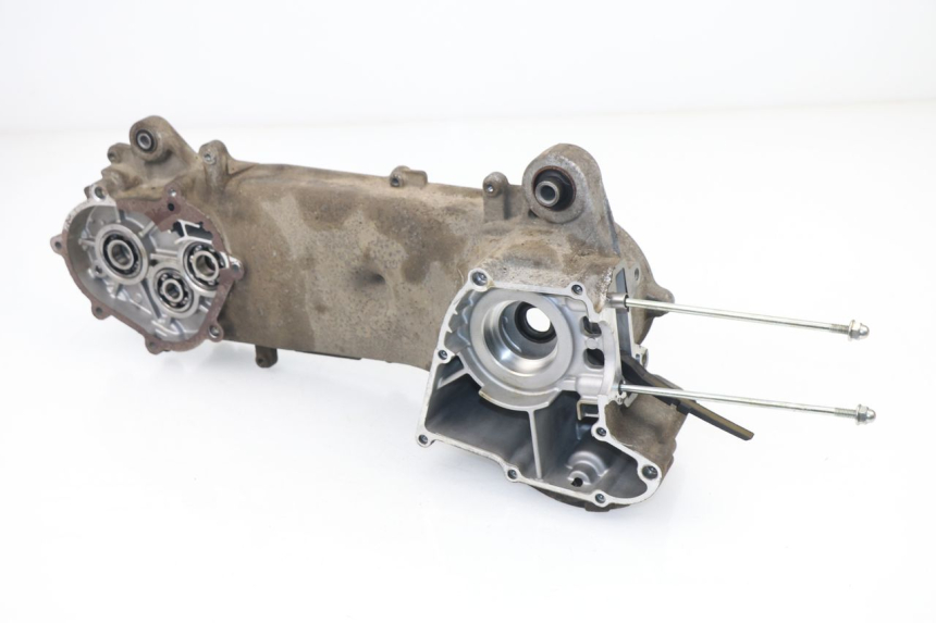 photo de LEFT ENGINE CRANKCASE MBK OVETTO 4T 50 (2008 - 2016)