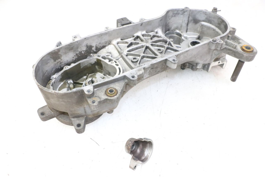 photo de LEFT ENGINE CRANKCASE PEUGEOT LUDIX 50 (2005 - 2007)