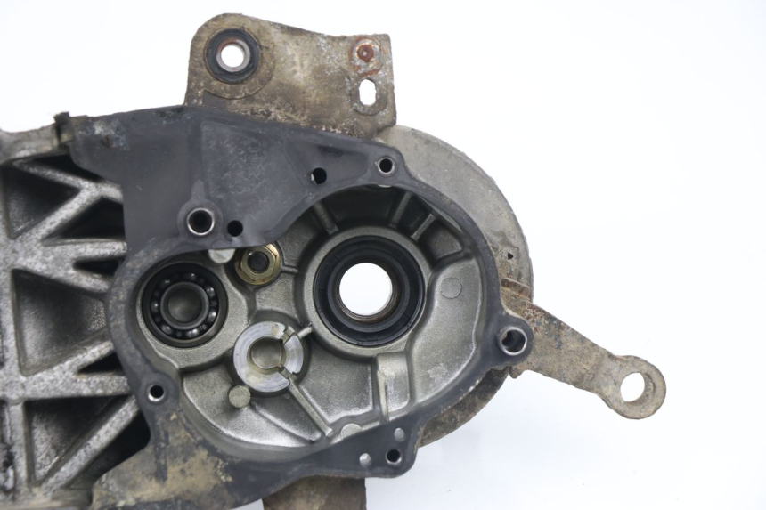 photo de LEFT ENGINE CRANKCASE PEUGEOT SV 80 (1993 - 1997)