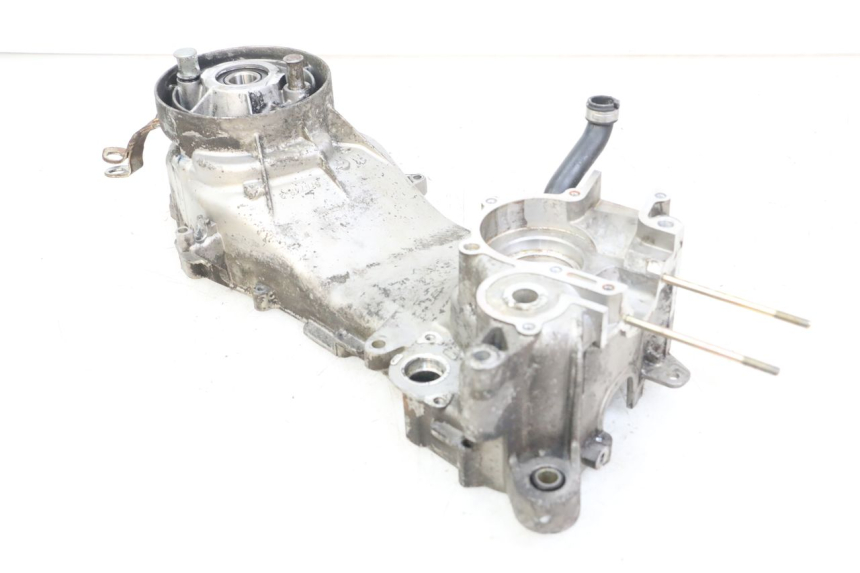 photo de LEFT ENGINE CRANKCASE PIAGGIO VESPA LX 2T 50 (2005 - 2013)