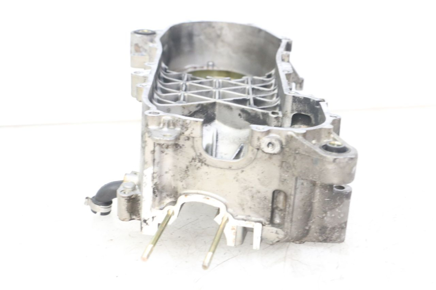 photo de LEFT ENGINE CRANKCASE PIAGGIO VESPA LX 2T 50 (2005 - 2013)