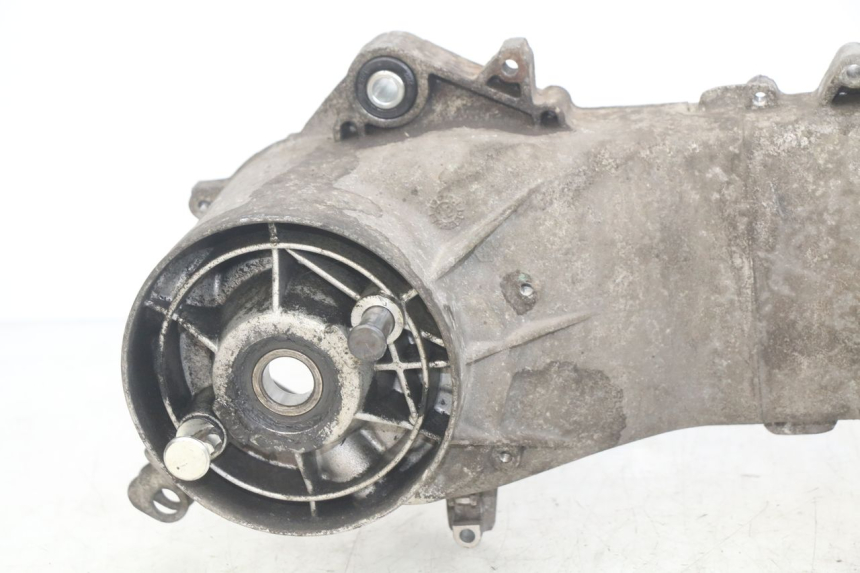 photo de LEFT ENGINE CRANKCASE PIAGGIO VESPA S 2T 50 (2007 - 2014)