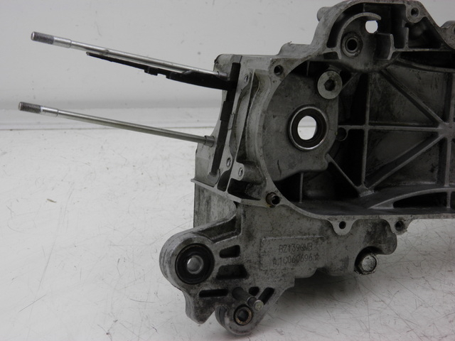 photo de LEFT ENGINE CRANKCASE ROADSIGN WALLABY 50 (2009 - 2014)