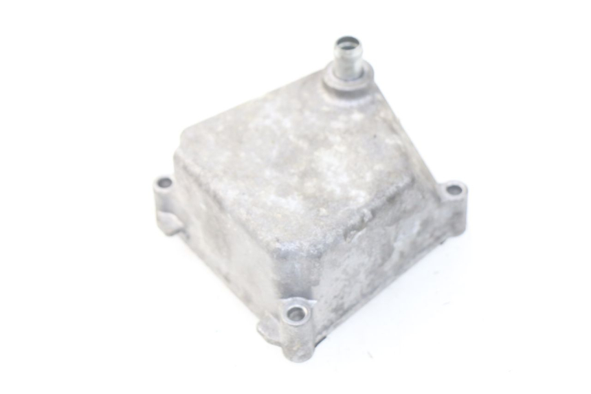 photo de LEFT ENGINE CRANKCASE SUZUKI GSR 600 (2005 - 2012)