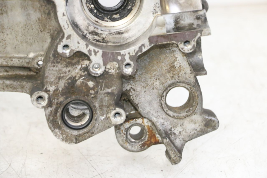 photo de LEFT ENGINE CRANKCASE PEUGEOT VIVACITY NEW 2T 50 (2008 - 2017)