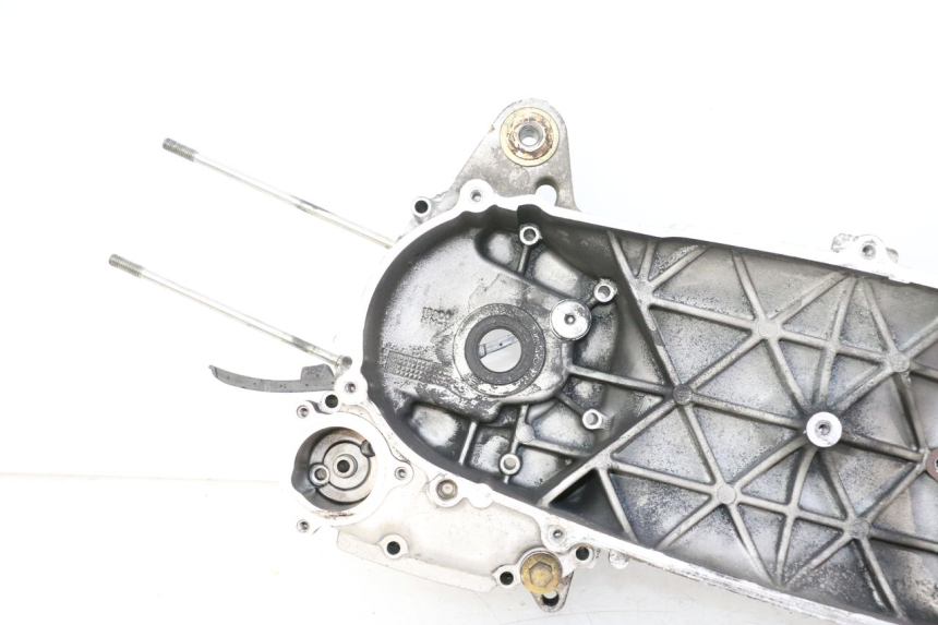 photo de LEFT ENGINE CRANKCASE YAMAHA X-CITY XCITY 125 (2007 - 2008)