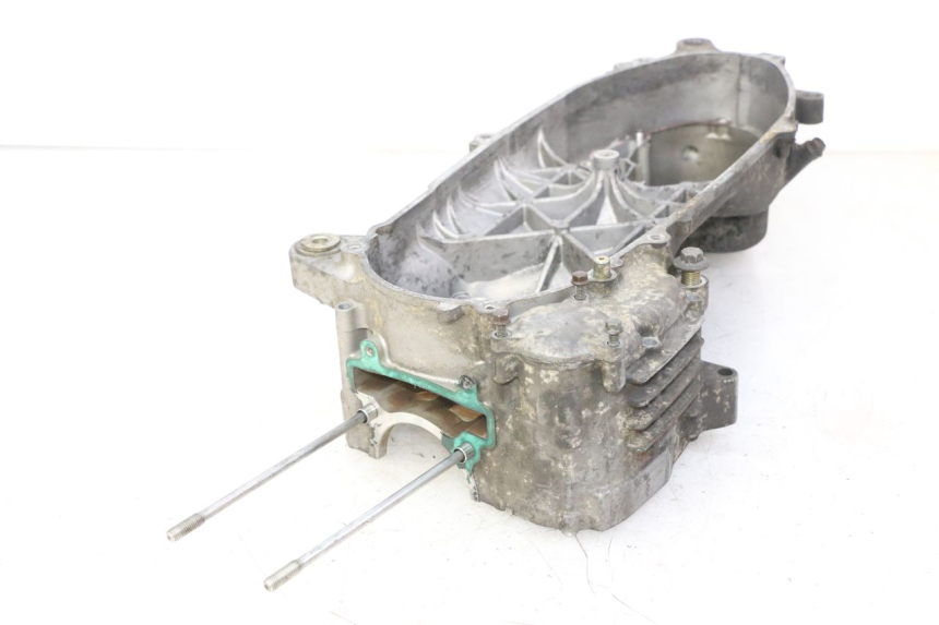 photo de LEFT ENGINE CRANKCASE YAMAHA XMAX X-MAX 125 (2006 - 2009)