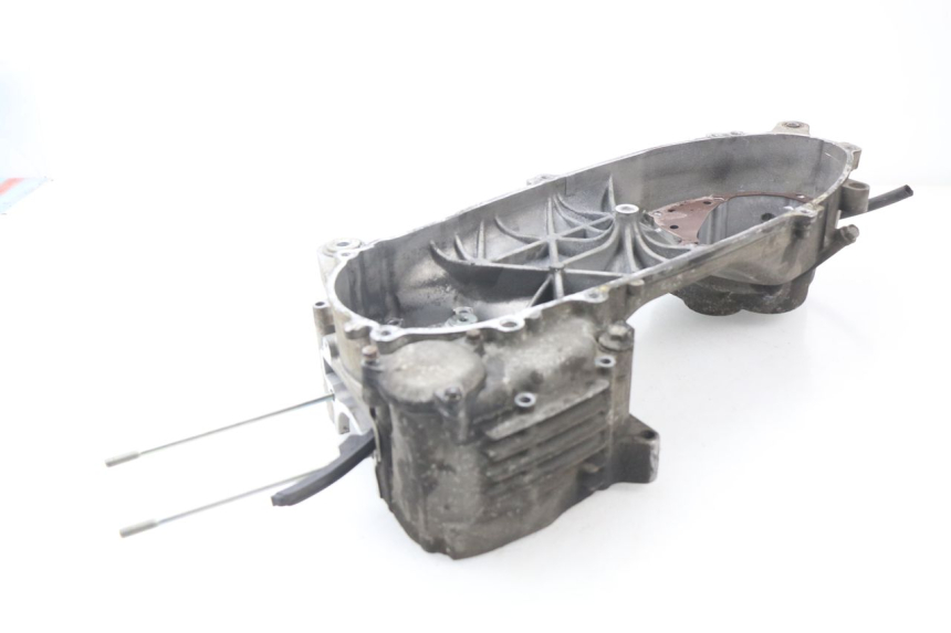 photo de LEFT ENGINE CRANKCASE YAMAHA XMAX X-MAX 125 (2006 - 2009)