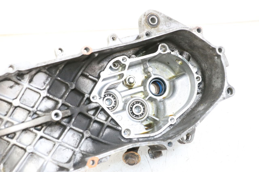 photo de LEFT ENGINE CRANKCASE YAMAHA BW'S 50 (2004 - 2017)