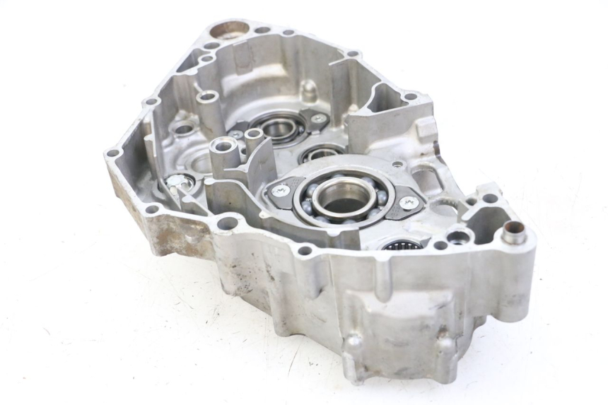 photo de LEFT ENGINE CRANKCASE YAMAHA YZ-F YZF 250 (2007 - 2013)