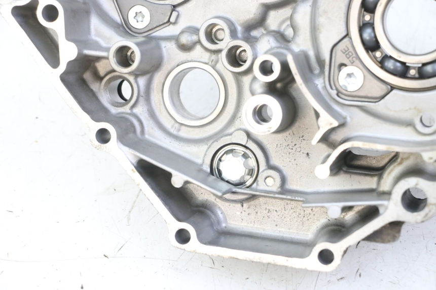 photo de LEFT ENGINE CRANKCASE YAMAHA YZ-F YZF 250 (2007 - 2013)