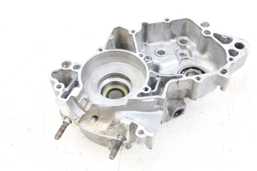 photo de LEFT ENGINE CRANKCASE YAMAHA YZ 85 (2002 - 2018) - Product overview