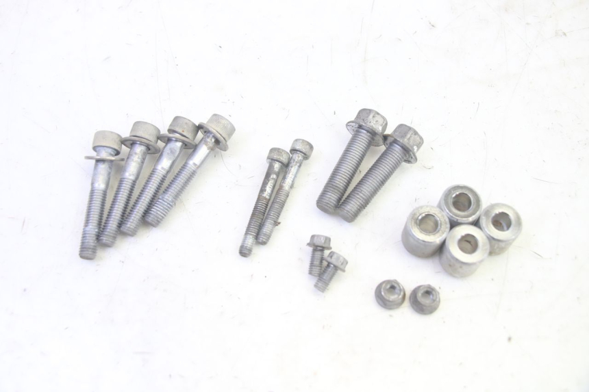 photo de ENGINE CYLINDER HEAD COVER YAMAHA FJR ABS 1300 (2006 - 2012) - Surface and material condition