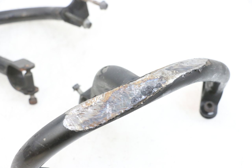 photo de CYLINDER CRASH PROTECTOR KAWASAKI ZR 7 750 (1999 - 2001) - Component detail