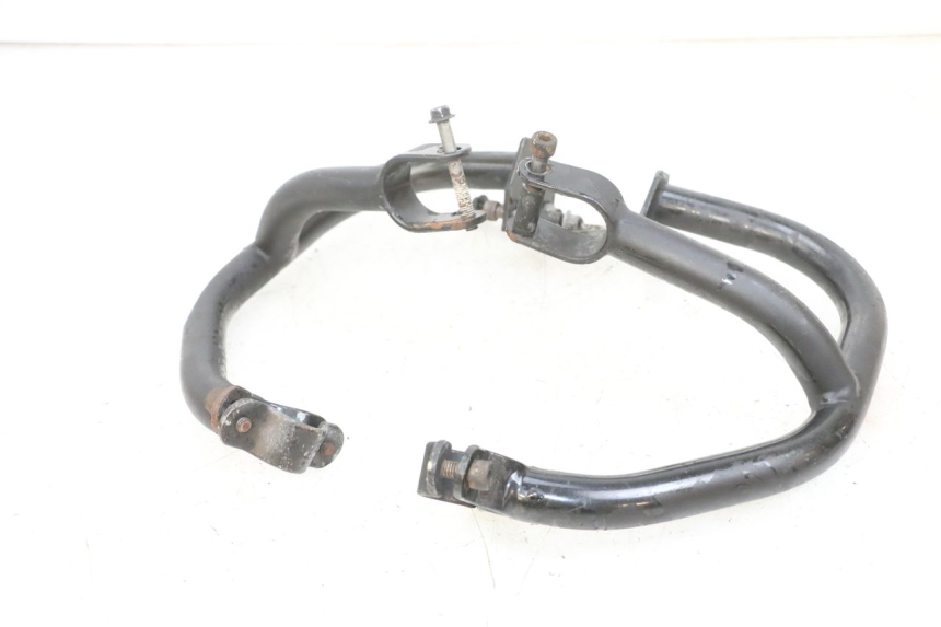 photo de CYLINDER CRASH PROTECTOR KAWASAKI ZR 7 750 (1999 - 2001) - Fixing points details