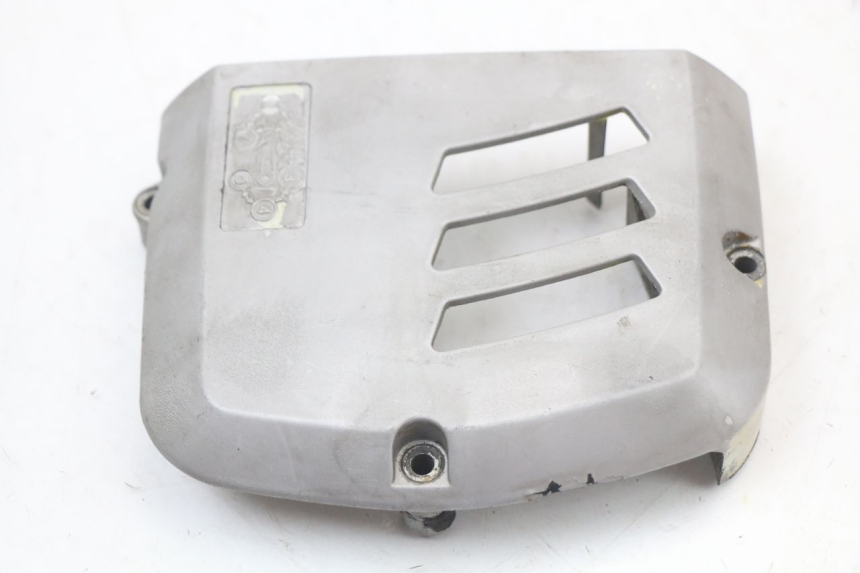 photo de SPROCKET COVER SUZUKI GN 125 (1997 - 2000)