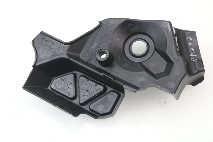 photo de SPROCKET COVER HONDA VFR F 1200 (2010 - 2015)