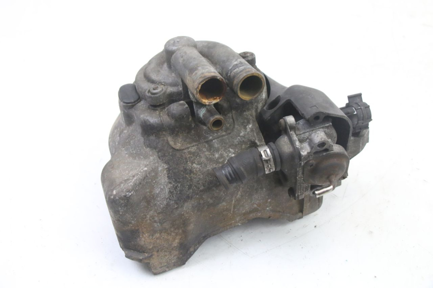 photo de WATER PUMP COVER PIAGGIO X8 125 (2004 - 2007)
